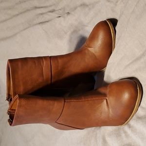 Women's SO ankle boots size 7.5